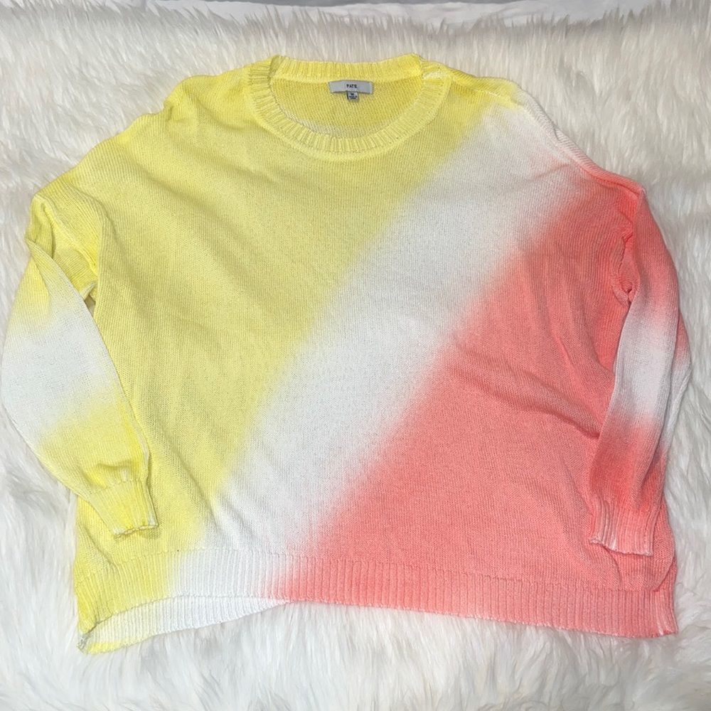Tiedyesweater